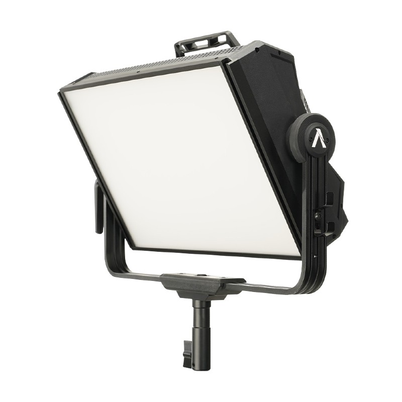 Aputure Nova P300C-1